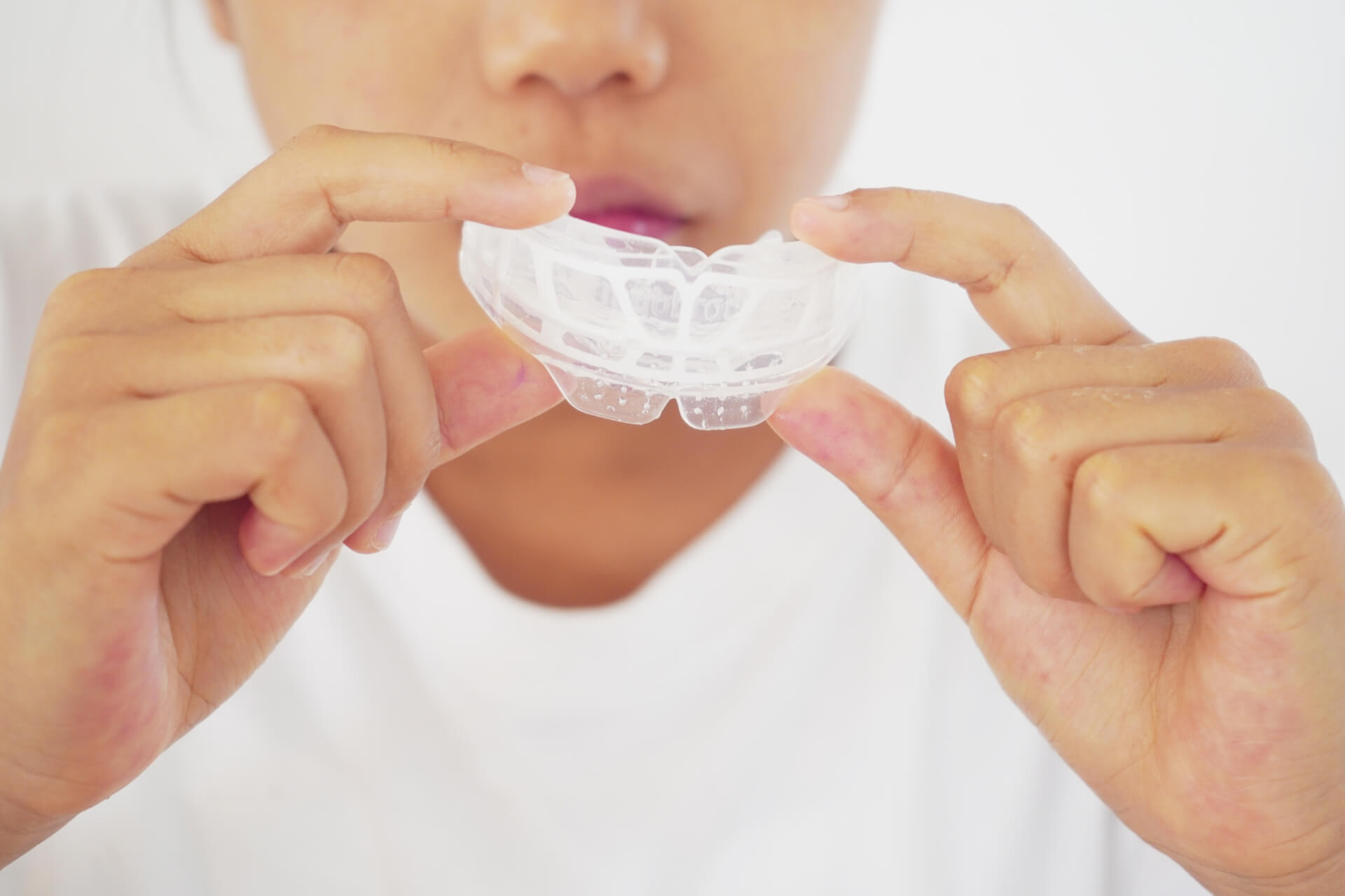 歯科矯正の治療期間はどれくらいかかる?治療が早く終わる人の特徴やコツも解説!