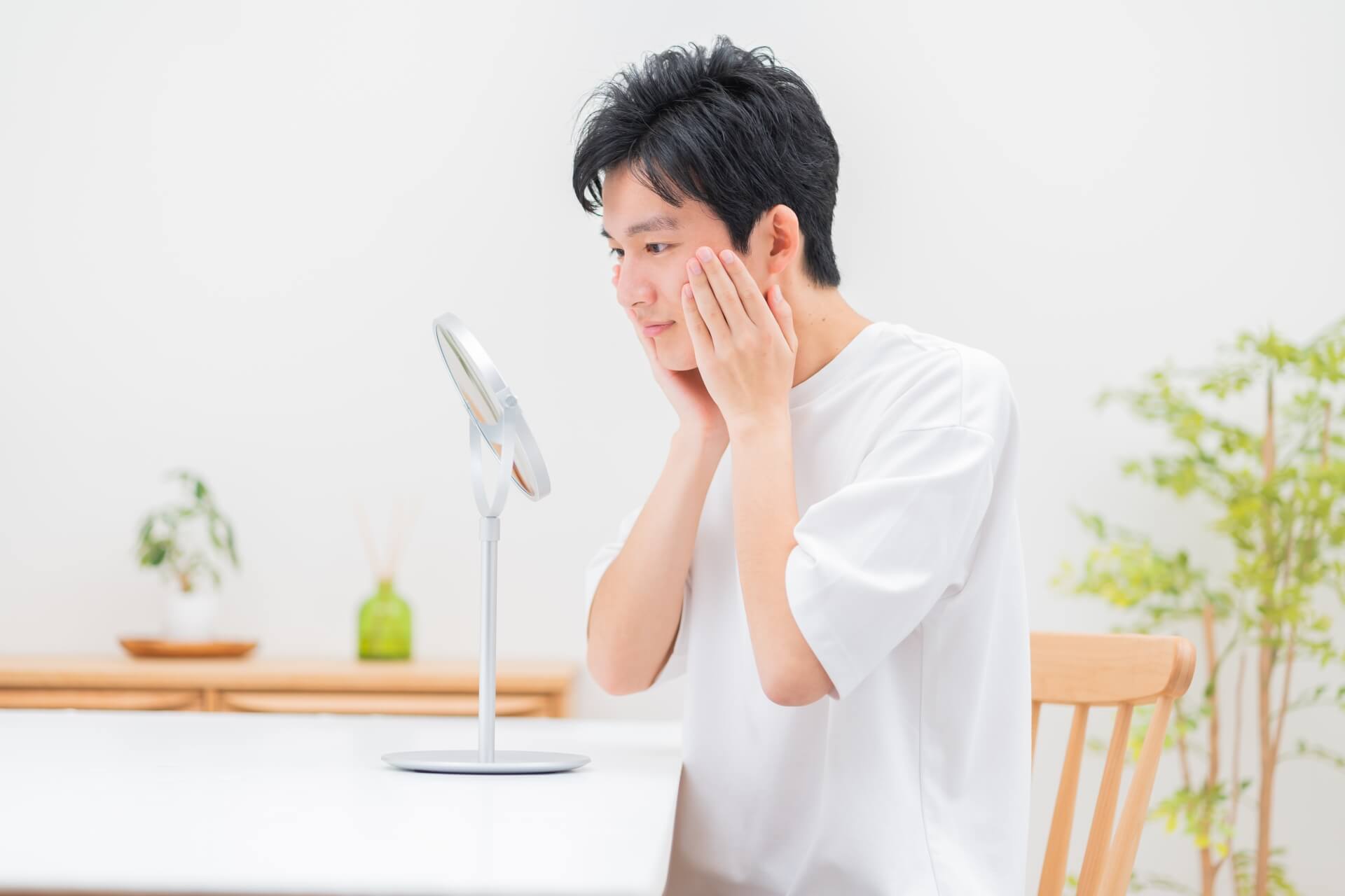 横顔ブサイクから横顔イケメンへ！理想的な11の基準と魅力的な横顔になれる方法を解説