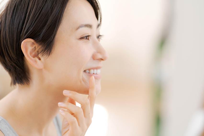 ガミースマイルな美人は実在する！「気持ち悪い」ではなく「愛嬌がある」に変える方法は？